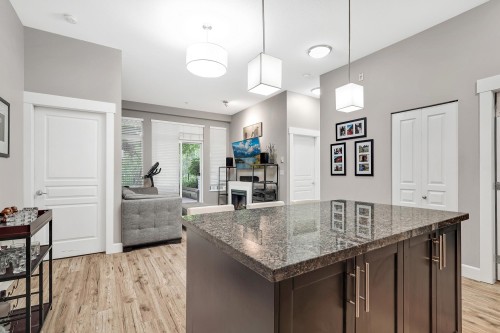 102-12283 224 Street, Maple Ridge, BC 