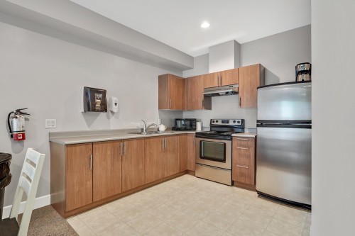 102-12283 224 Street, Maple Ridge, BC 