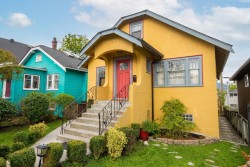 2223 Graveley Street  Vancouver, BC V5L 3C1