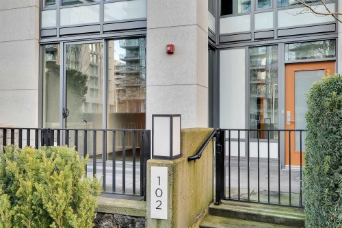 102-1688 Pullman Porter Street, Vancouver, BC 