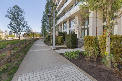 102-1688 Pullman Porter Street, Vancouver, BC 