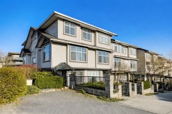 1-22466 North Avenue  Maple Ridge, BC V2X 9V8
