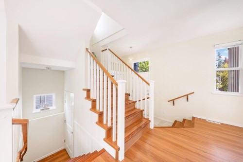 513 Forest Parkway, Port Moody, BC 