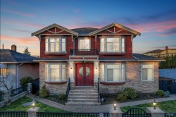 3257 51 St Street  Vancouver, BC V5S 1S3