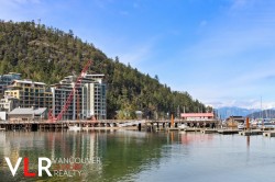 601-6707 Nelson  West Vancouver, BC V7W 2B2