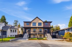 1-6139 Ashworth Avenue  Burnaby, BC V5E 3T8
