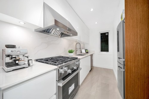 4399 Highland Boulevard, North Vancouver, BC 