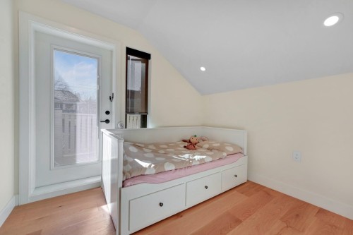 1232 26Th Avenue W, Vancouver, BC 