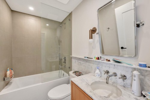 1232 26Th Avenue W, Vancouver, BC 