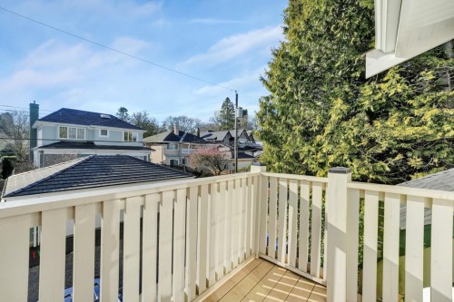 1232 26Th Avenue W, Vancouver, BC 