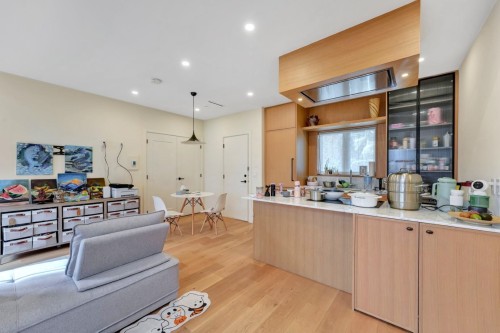 1232 26Th Avenue W, Vancouver, BC 