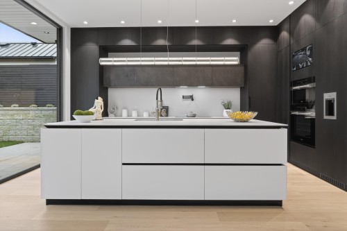 922 Wentworth Avenue, North Vancouver, BC 