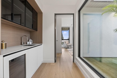 922 Wentworth Avenue, North Vancouver, BC 