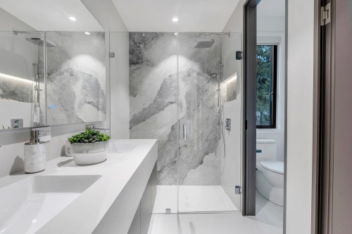 922 Wentworth Avenue, North Vancouver, BC 