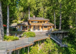1010 Taki-Te-Si Road  Gambier Island, BC V0N 1V0