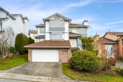 2905 Woodstone Court  Coquitlam, BC V3E 2S1