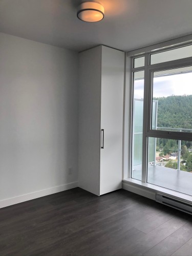 652 Whiting Way, Coquitlam, BC 