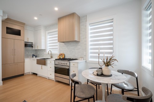 2107 33Rd Avenue E, Vancouver, BC 