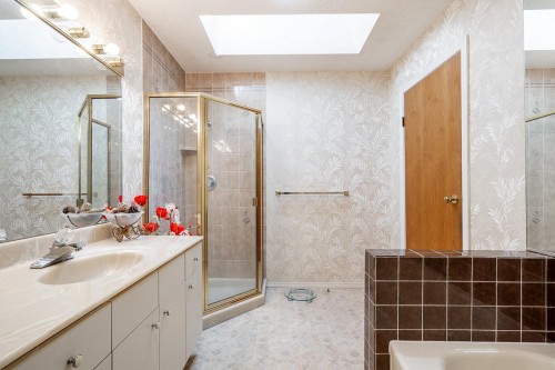 2940 Dresden Way, North Vancouver, BC 
