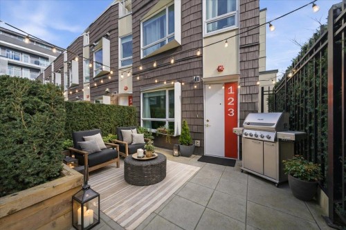 123-12040 Plaza Street  Maple Ridge, BC V2X 5X9