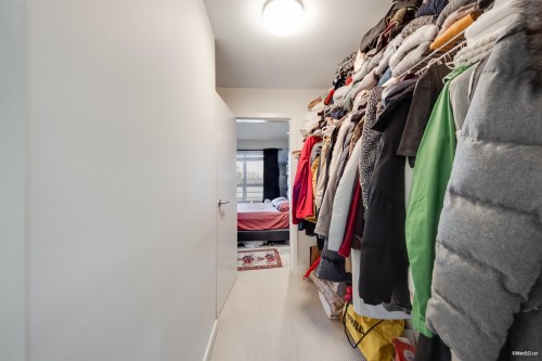 408-1673 Lloyd Avenue, North Vancouver, BC 