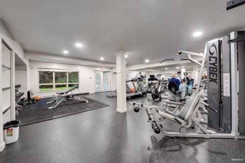 408-1673 Lloyd Avenue, North Vancouver, BC 