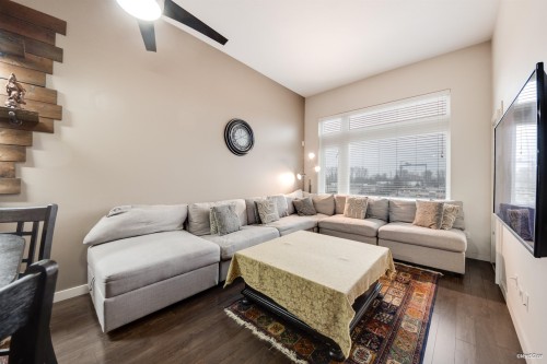 408-1673 Lloyd Avenue, North Vancouver, BC 