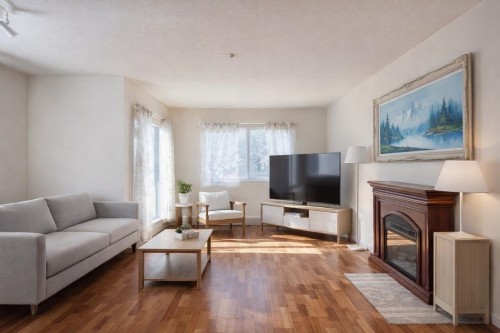 E307-40180 Willow Crescent  Squamish, BC V8B 0M3