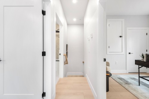 2743 Mcgill Street, Vancouver, BC 