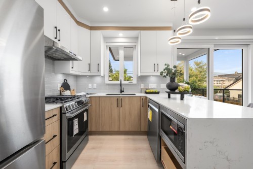 2743 Mcgill Street, Vancouver, BC 