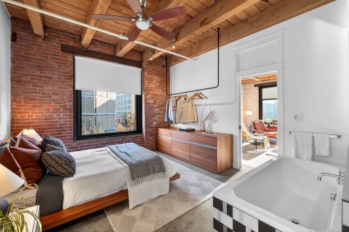 55 Cordova Street E, Vancouver, BC 