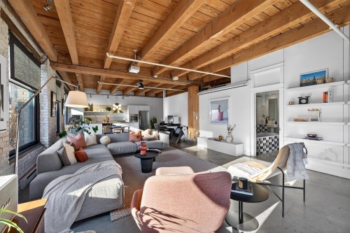 55 Cordova Street E, Vancouver, BC 