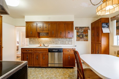 6779 Elwell Street, Burnaby, BC 