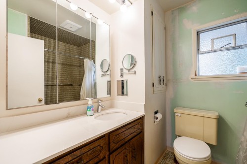 6779 Elwell Street, Burnaby, BC 