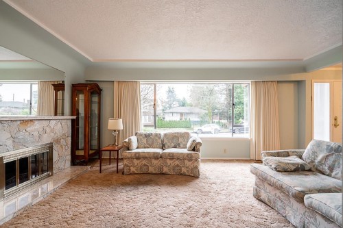 6779 Elwell Street, Burnaby, BC 