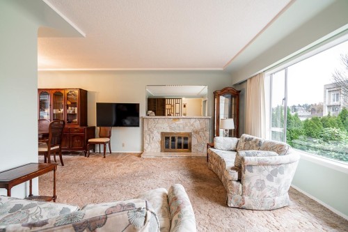 6779 Elwell Street, Burnaby, BC 