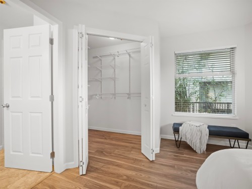 935 8Th Avenue E, Vancouver, BC 