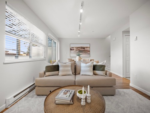 935 8Th Avenue E, Vancouver, BC 