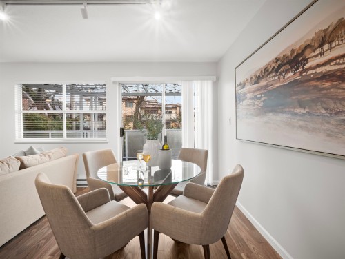 935 8Th Avenue E, Vancouver, BC 