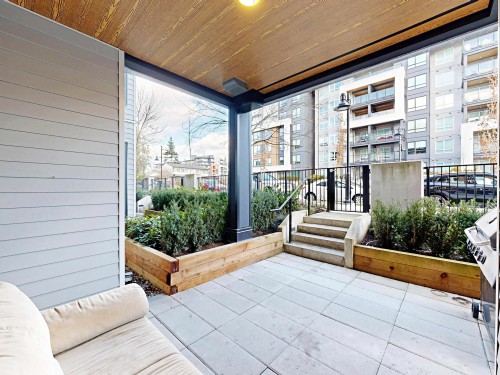 208-615 Cottonwood Avenue  Coquitlam, BC V3J 2S5