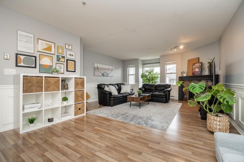 35-19160 119 Avenue  Pitt Meadows, BC V3Y 2L7