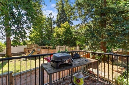 2058 Hillside Avenue, Coquitlam, BC 