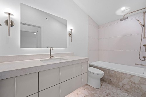 1139 33Rd Avenue W, Vancouver, BC 