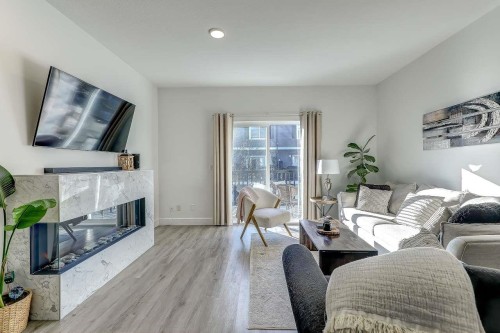 53-19572 Fraser Way  Pitt Meadows, BC V3Y 0A9