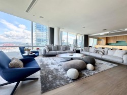 1077 Cordova Street W Vancouver, BC V6C 2G8