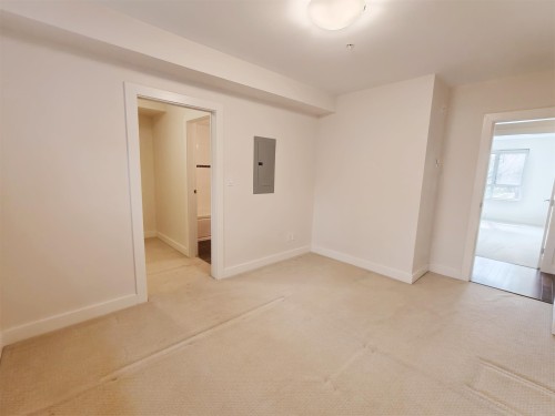 403 16Th Avenue E, Vancouver, BC 