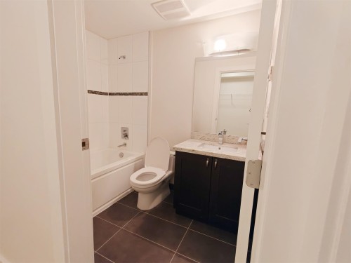 403 16Th Avenue E, Vancouver, BC 