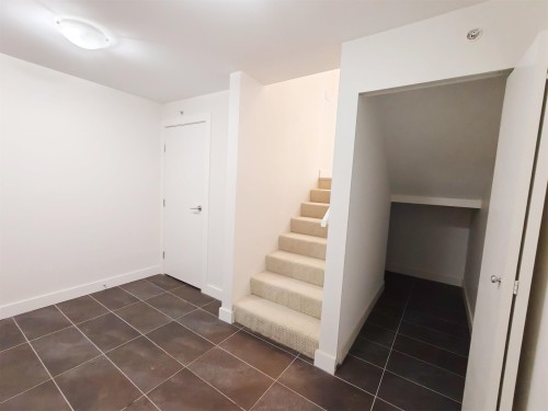 403 16Th Avenue E, Vancouver, BC 