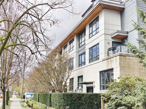 403 16Th Avenue E, Vancouver, BC 