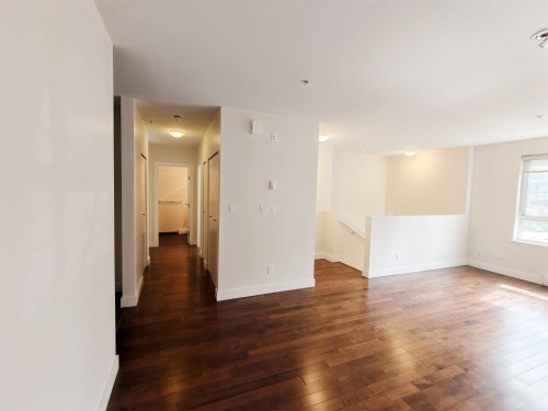 403 16Th Avenue E, Vancouver, BC 